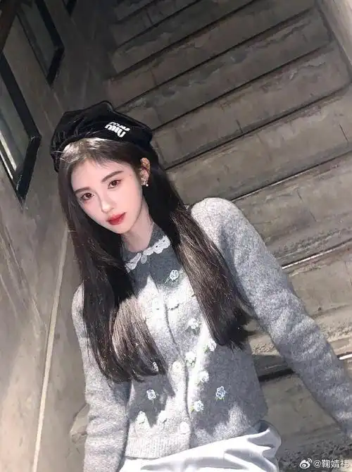 鞠婧祎学姐风穿搭我说小鞠真的美的很突出