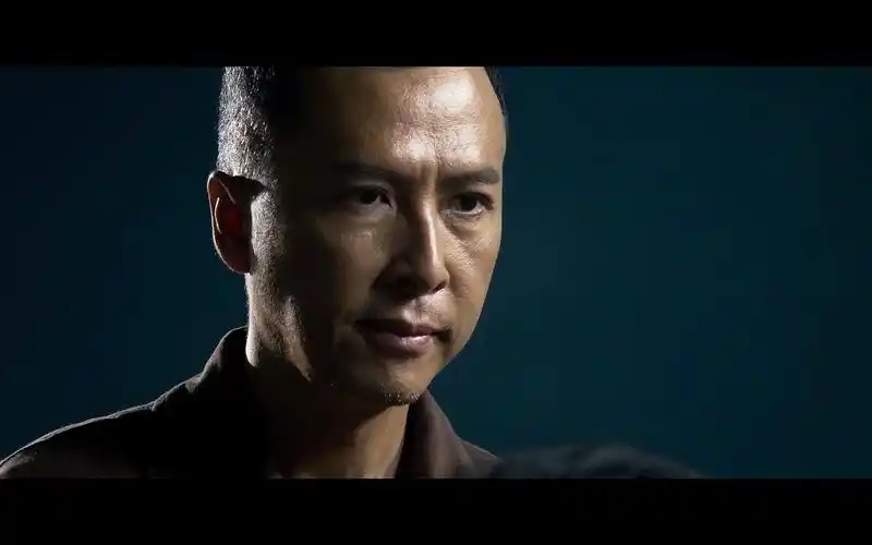 武打界巨星甄子丹"一个人的武林",招招有样,拳拳到肉!