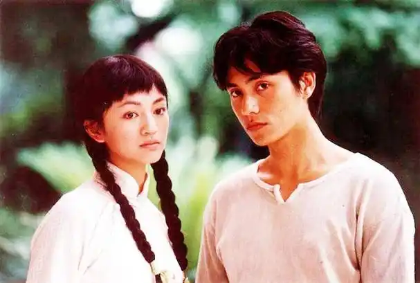 罗海琼,陈坤《像雾像雨又像风》剧照