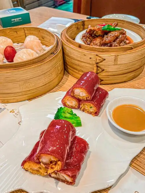 成都探店世豪广场内广东新派粤菜性价比高