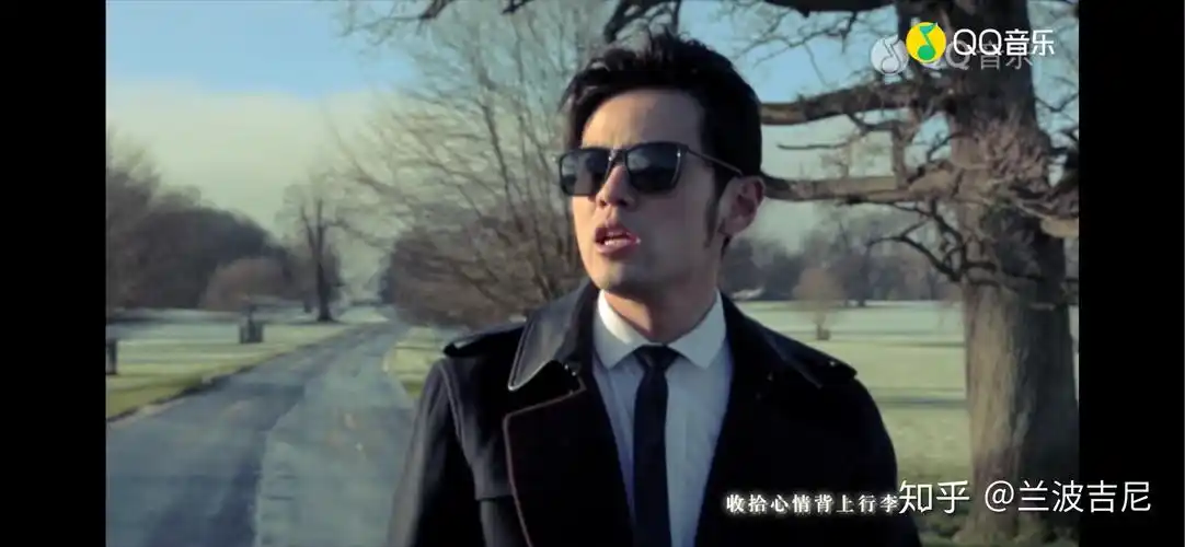 周杰伦怎么了mv风衣谁知道什么牌子的求助