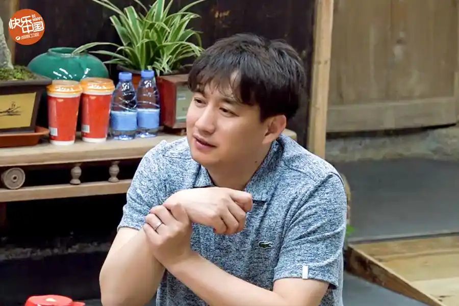 《向往的生活》黄磊谈"中国式父母"众人落泪 李诞池子高能入组!