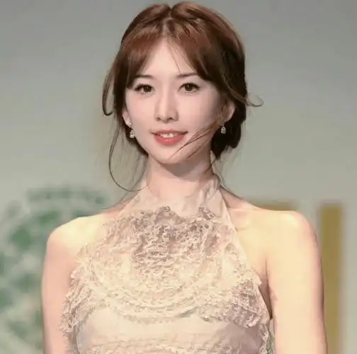 49岁林志玲近况曝光!