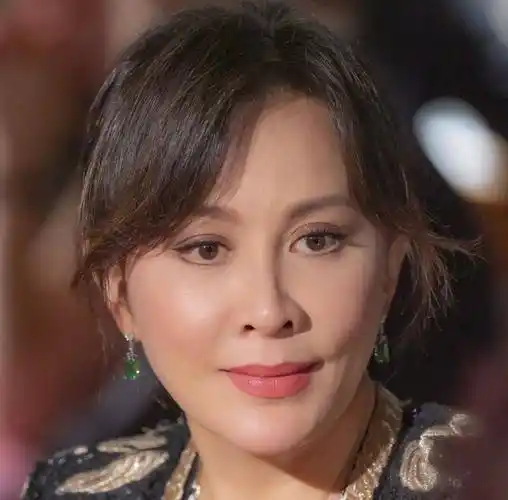 年龄越大面相越凶的女艺人:周海媚瞪人害怕,刘嘉玲像随时要说人