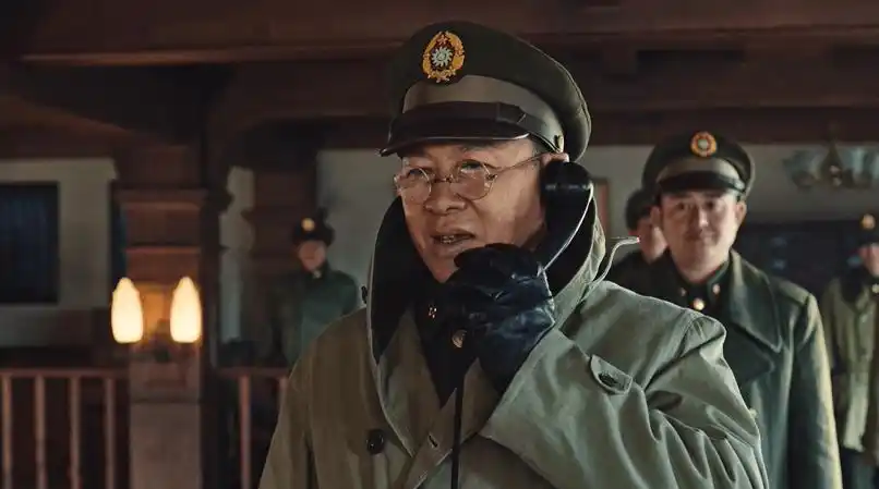 诚如电视剧《大决战》当中所演,当时义县的敌军人数在万人以上.