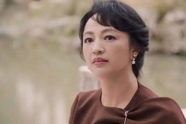 秦婉(罗海琼饰演)