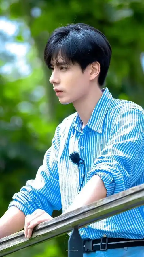 胡一天把中餐厅录成偶像剧