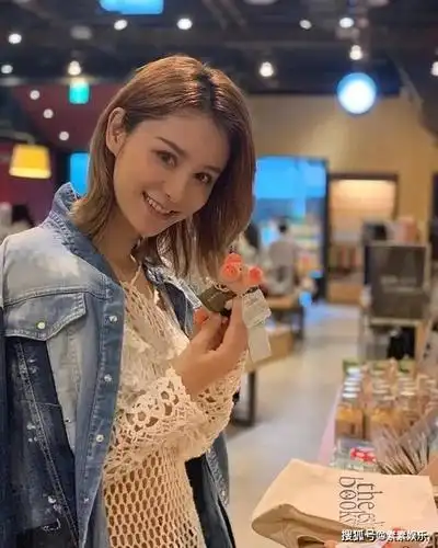 张馨月真是太太太幸福了婆婆给她做意面老公林峰下厨给她做营养汤