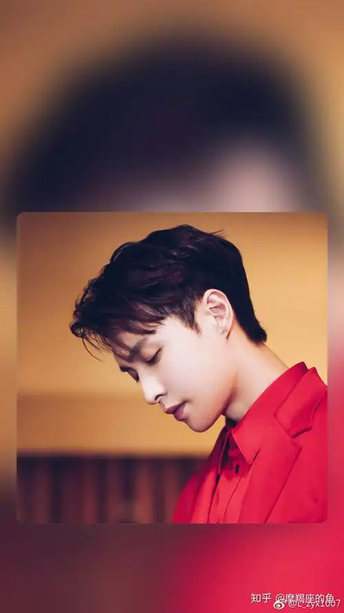 张艺兴有哪些美照,就是那种戳中心的那种? - 知乎