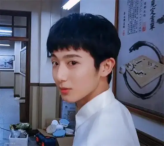 其实郝富申根本就不喜欢胡先煦吧