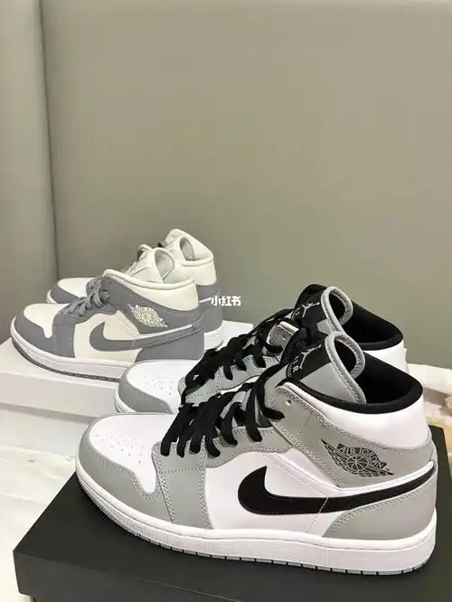 aj1小迪奥情侣配色