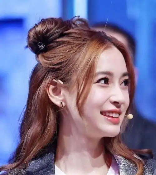 女式头顶发少留啥发型?女生头发细软少油适合什么发型?-图2