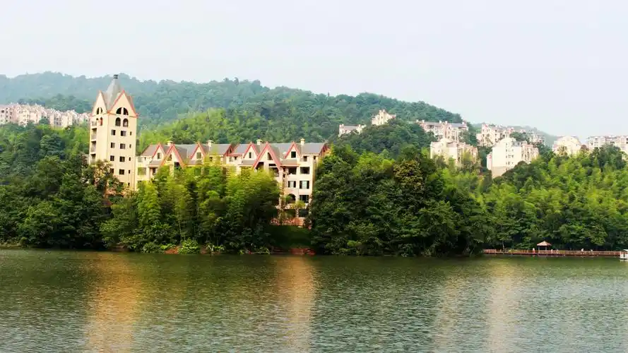 天岛湖,赤水河畔的高原明珠