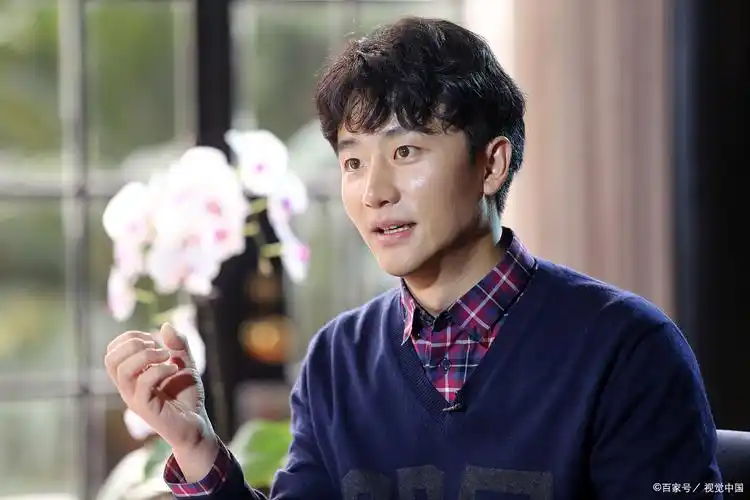 国庆档电影来袭,黄轩首演反派角色.@黄蓝网的动态