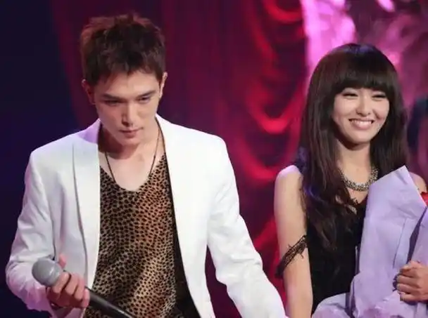 有一种"幸福"叫罗晋和唐嫣,结婚5年后,活成娱乐圈夫妻教科书