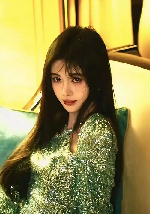 鞠婧祎又出新照片,她真的好会搭!_技巧_造型_魅力