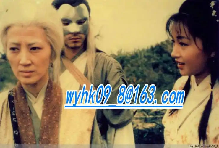 耶律燕——蔡云霞饰      洪凌波——李桂英饰        忽必烈