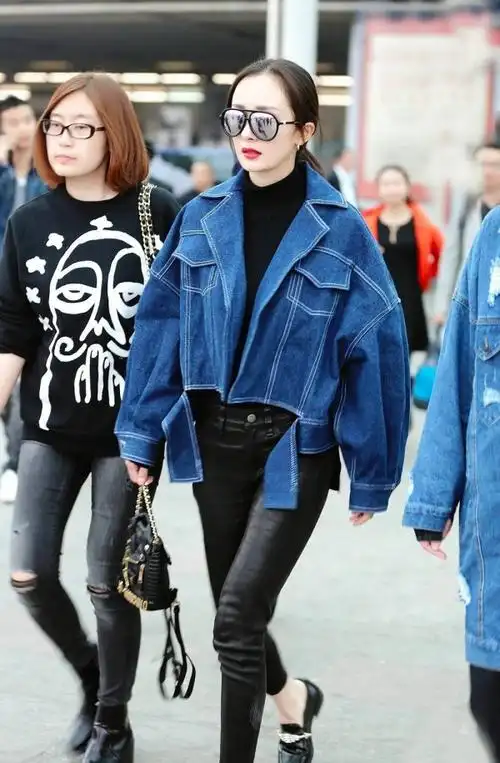 杨幂牛仔外套街拍图片
