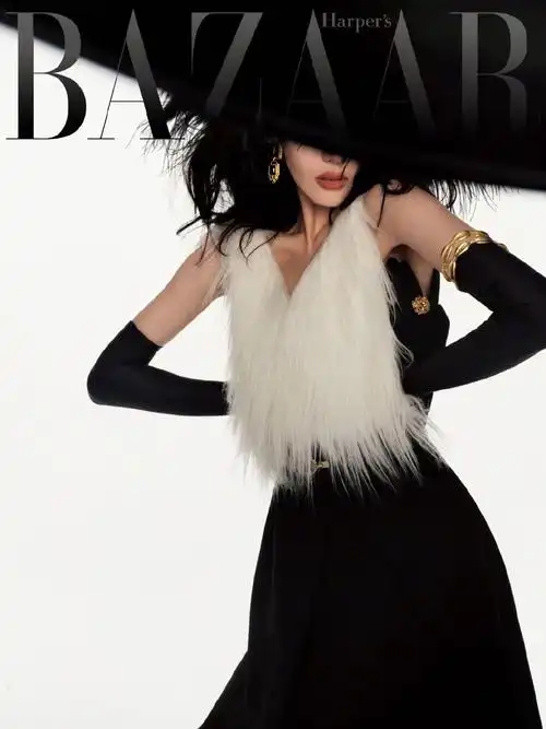 迪丽热巴登minibazaar十二月刊封面