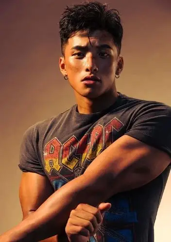 健身男模大秀身材,展现硬汉写真,实力证明阳刚的男人真帅