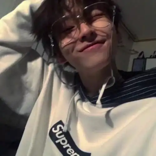 快乐男孩儿_男生搞笑头像图片_扣扣居