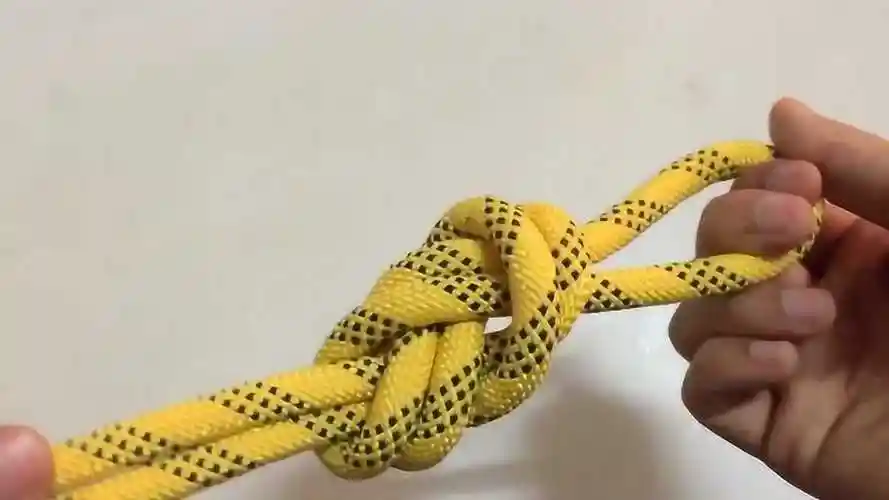 单八字结和双八字结单八字结用途很多双八字结可用于吊物