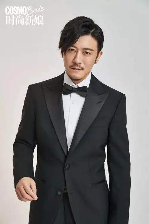 林雨申正装加身玩转摩登绅士魅力