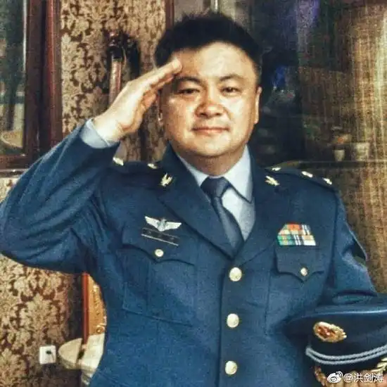 洪剑涛谈张哲瀚事件别着急立什么人设先当个人