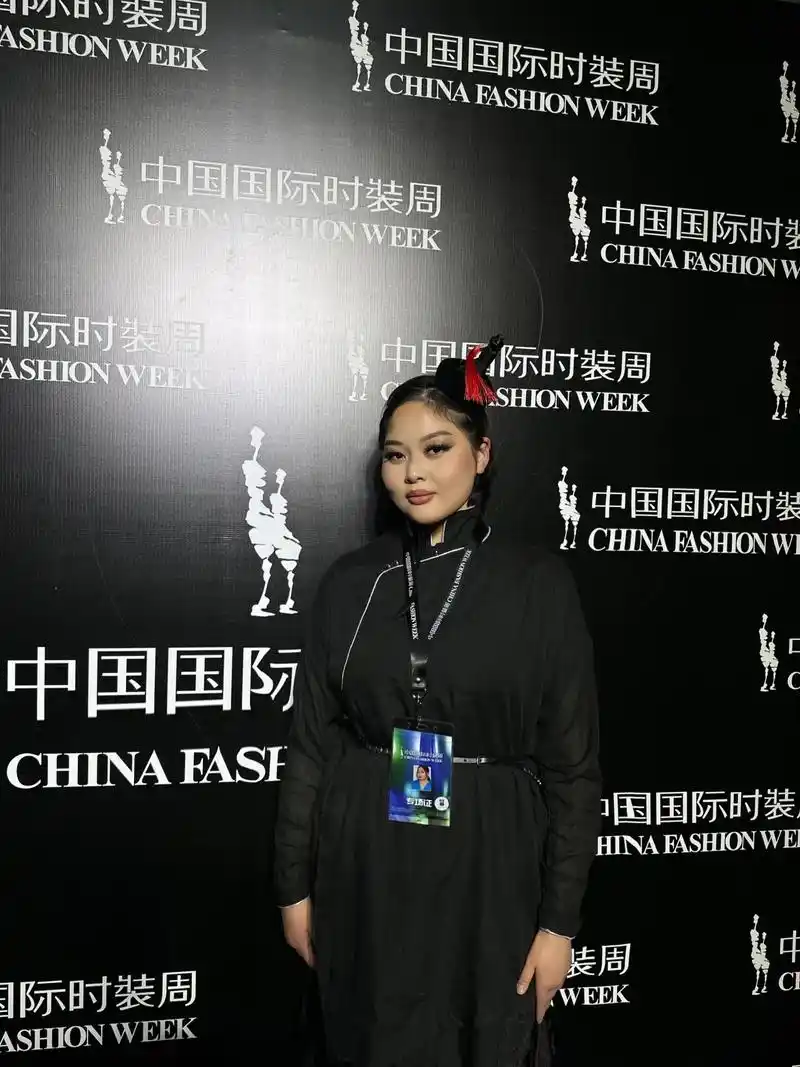 94中国国际时装周 北京站#工作花絮 #分享照片 #台前幕后 - 抖音