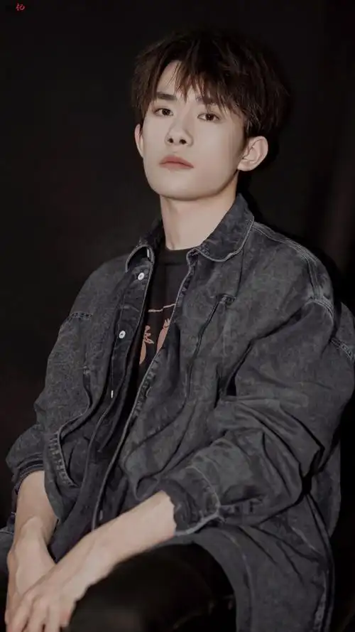 易烊千玺【侵删