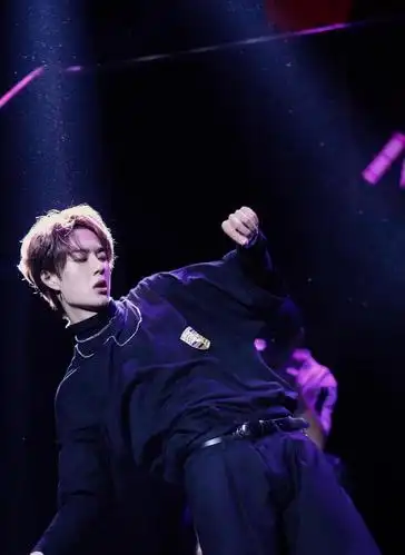 王一博霸气解约后国产运动品牌喊话与其合作网友最强捡漏王