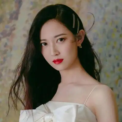 【微信头像】陈钰琪