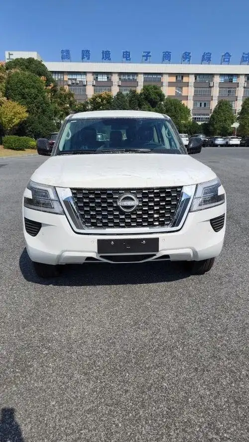 平行进口国六23款日产途乐40l最新售价50余万起可分期