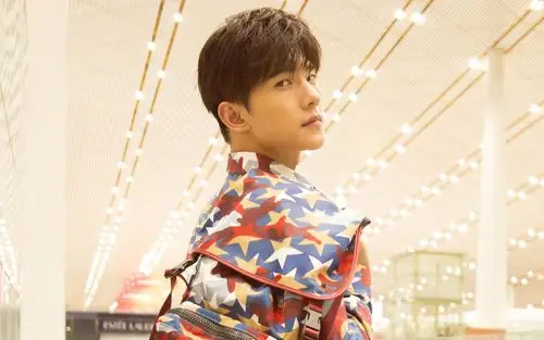 杨洋- 堆糖,美图壁纸兴趣社区