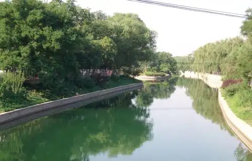 北京:百公里京密引水渠实现全封闭 保护"绿色长城"