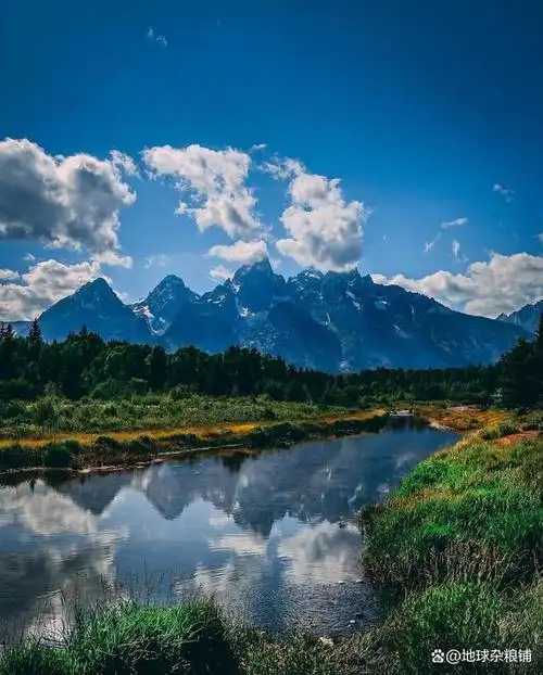 山水风景是大自然的杰作,它们承载着地球的历史和生命的脉动.