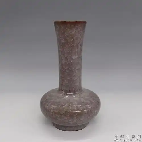 宋代官窑冰裂纹圆肚瓶