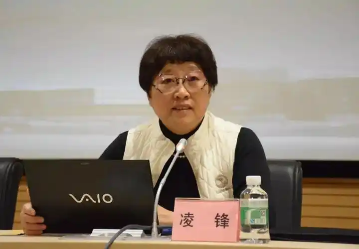 【头条】凌锋教授又来市一医院传经送宝啦!这次她为住培师资而来