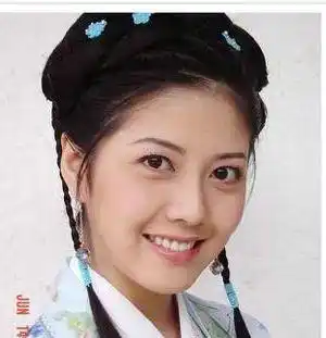 《意难忘》女主韩瑜,美得让人心动,可惜年过40依然单身