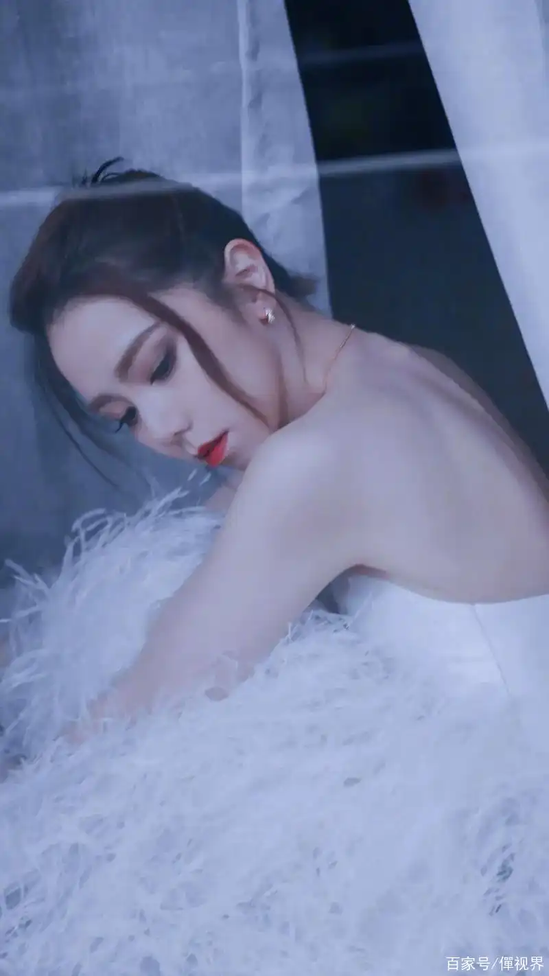 美女人像写真壁纸18:邓紫棋