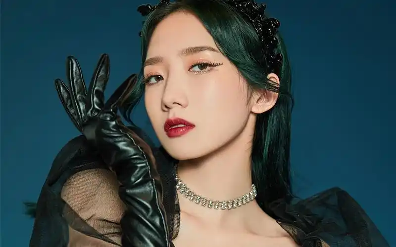 美女明星孟美岐图片桌面壁纸