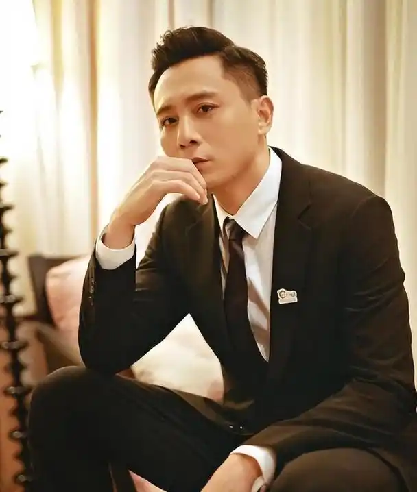 中戏七大最帅校草个个浓眉大眼气质阳刚谁说中戏没有帅哥