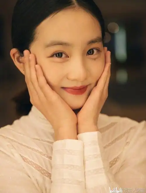 黄磊孙莉女儿黄多多写真