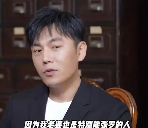 秦昊高情商回复,秦昊和伊能静相处融洽,婆媳关系和谐