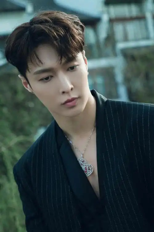 张艺兴工作室的审美