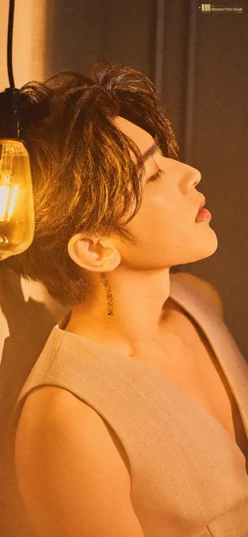 一组spotlight手机壁纸95  @蔡徐坤    cxkspotlight-蔡徐坤