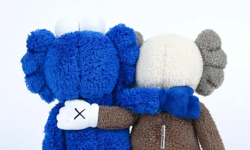 每个都想要!长沙 ifs kaws:seeing/watching 展限定纪念单品一览