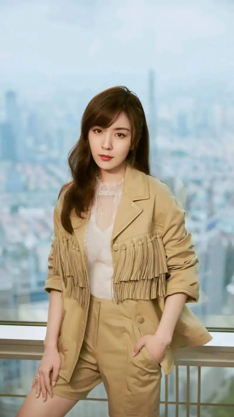 王晓晨,1988年7月25日出生于山东省青岛市,中国内地女演 - 抖音