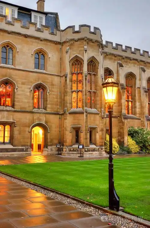 在英国剑桥,英国的剑桥大学照片-正版商用图片0n4wae-摄图新视界