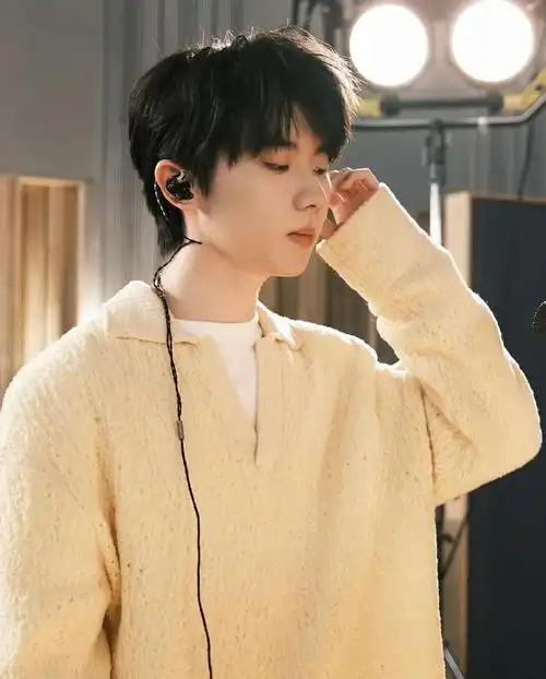 时代少年团超话96#马嘉祺 廿一幕启循光赴盛景#231212 官方ins更新